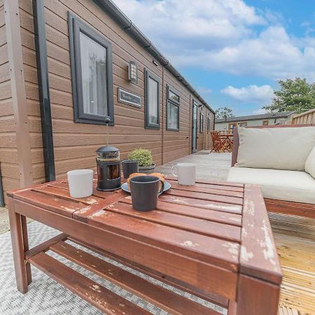 Pass The Keys New Sherwood Lodge Sleeps 6 At Leisure Village Carnforth Exteriér fotografie